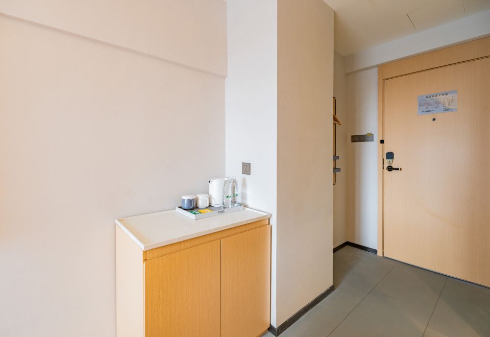 Haoke Collection Hotel (Chengdu East Railway Station West Square) Queen Room With Memory Foam Mattress