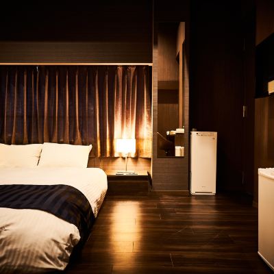 大床房（帶無障礙浴室） 本町東&AND青年旅館優惠