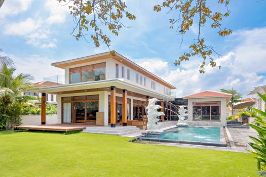 The Ocean Suites
