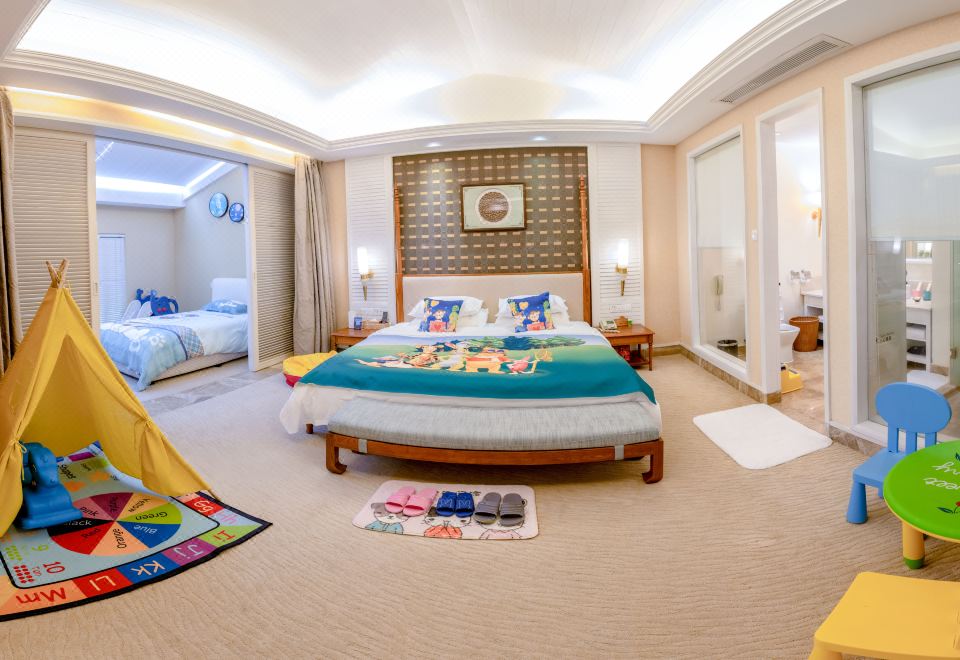 亲子观星家庭套房-一房一厅-欢乐小童房-家庭亲子泡池