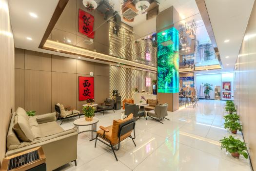 Eve Beauty Hotel (Huimin Street - Bell Tower Metro Station Store)