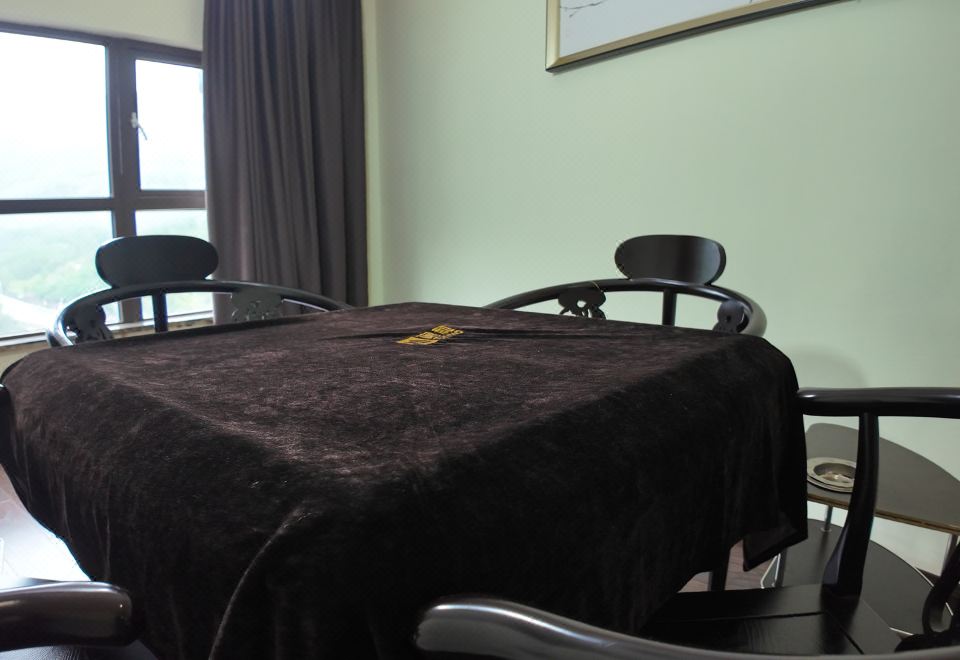 商务棋牌大床房