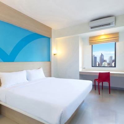 Standard Double Room Hop Inn Hotel Makati Avenue Promo Code