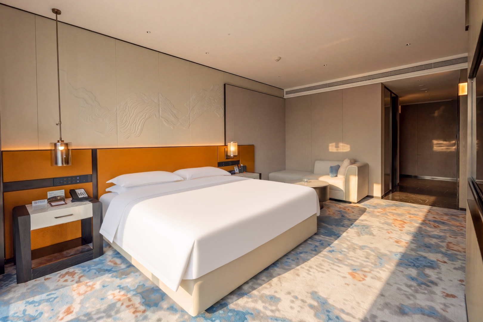 Luxury King Room