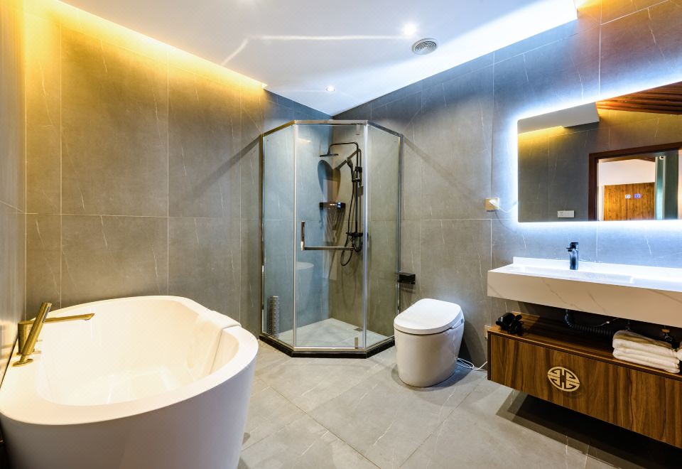 Smart Room - River-View (Double bed) (Bathtub)