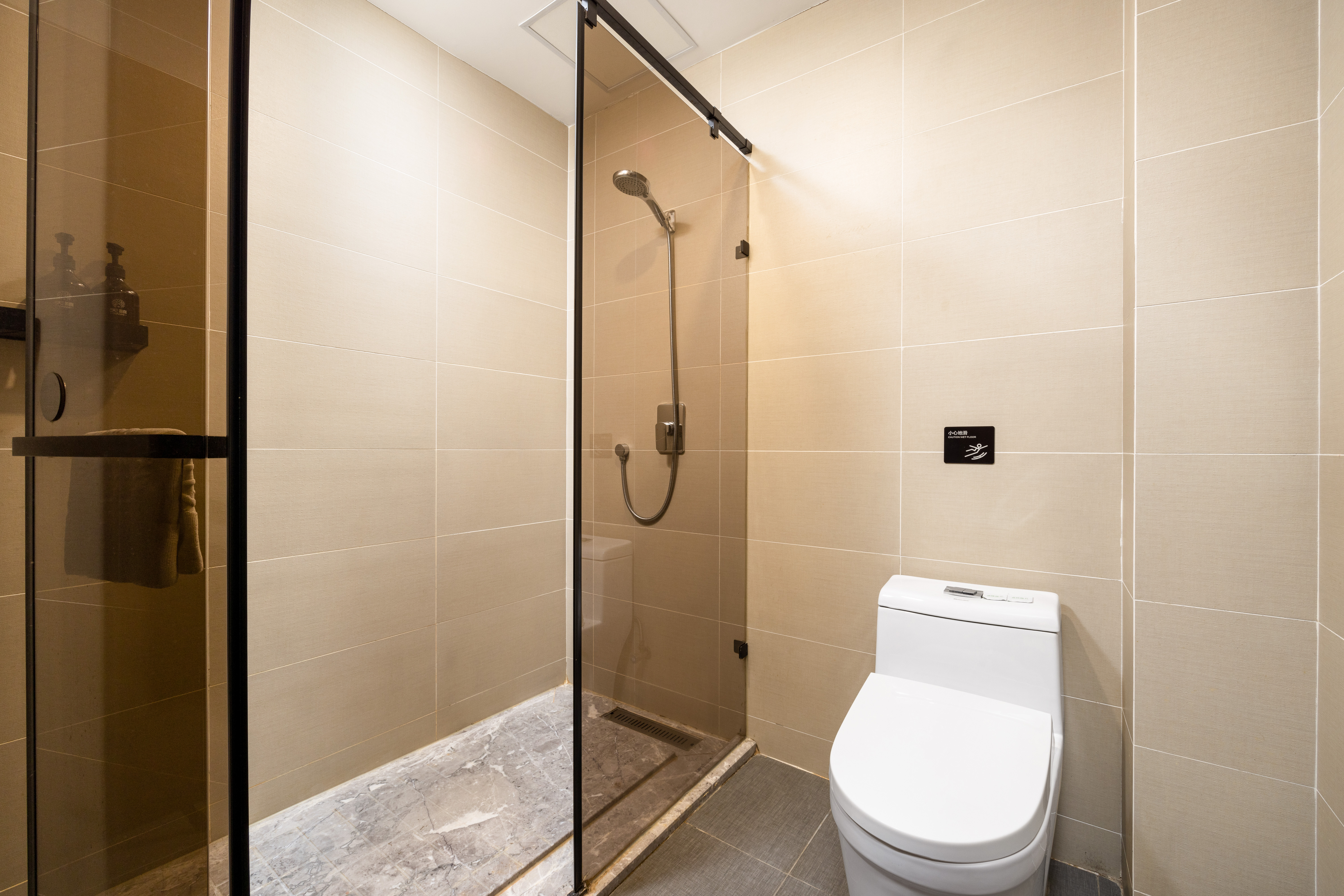 禧悦·静谧舒睡大床房【决明子睡枕+智能电视投屏】