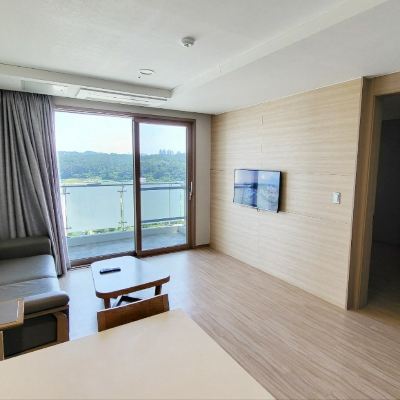 Resort Suite (Kitchen/Standard/Ondol)
