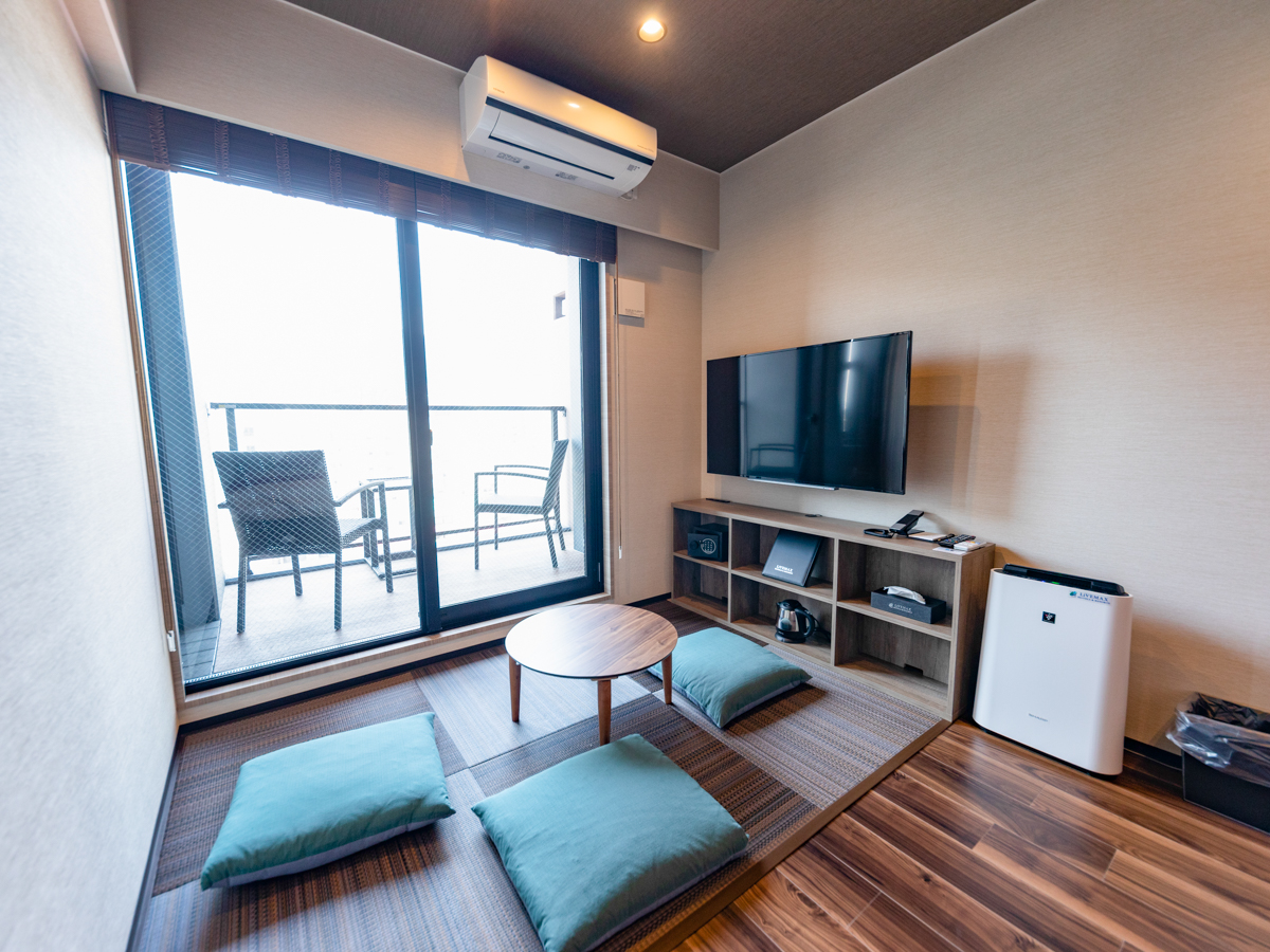 LiVEMAX RESORT ATAMI SEA FRONT【西式现代豪华日西合璧房】28㎡+私人露台10㎡信乐露天浴池 可吸烟