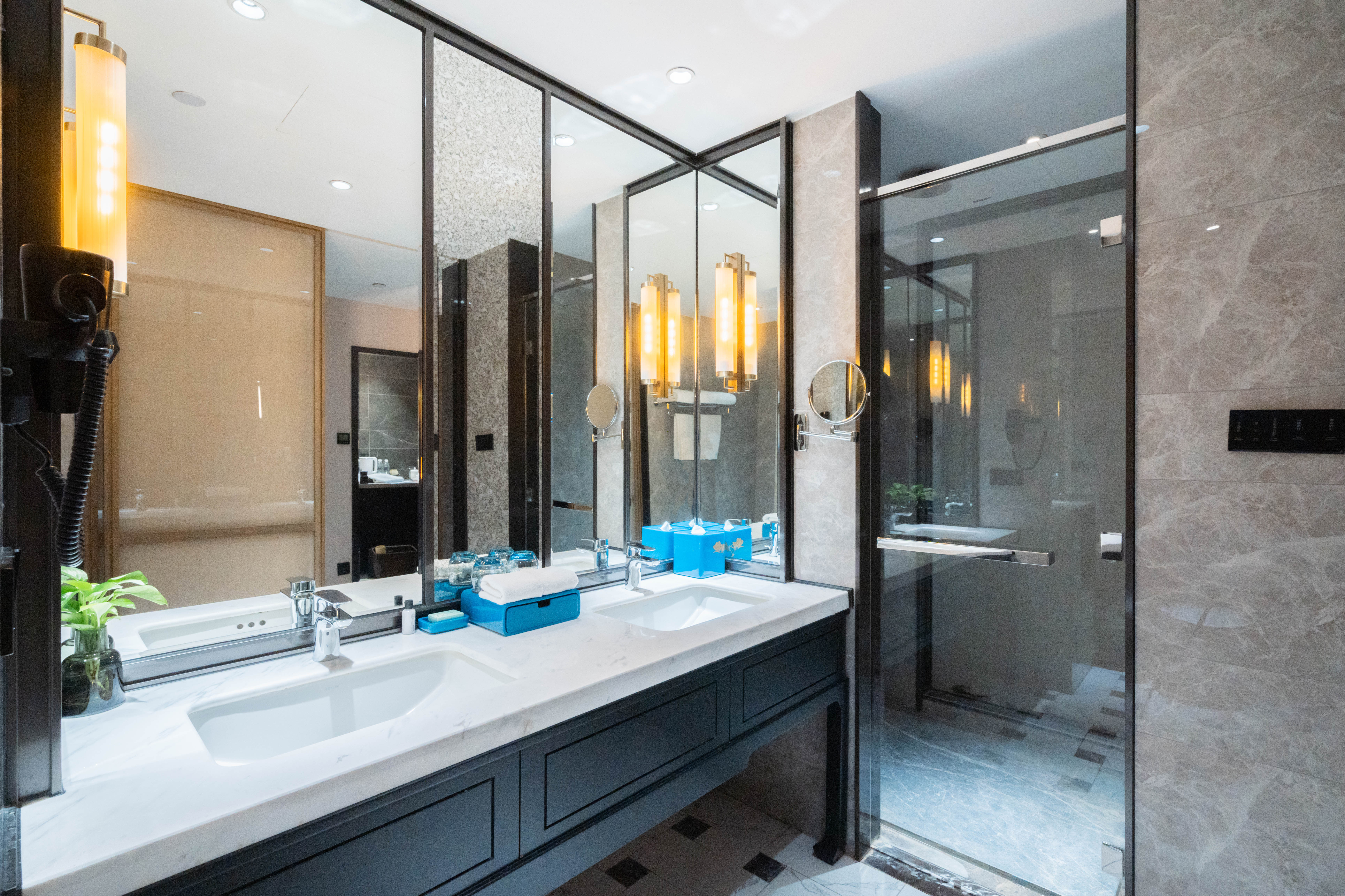 港府洲际大床房