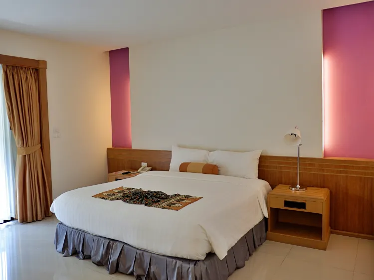 ห้องดีลักซ์เตียงคิงไซส์หรือเตียงแฝด