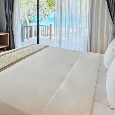 Beachfront Premier PLUS