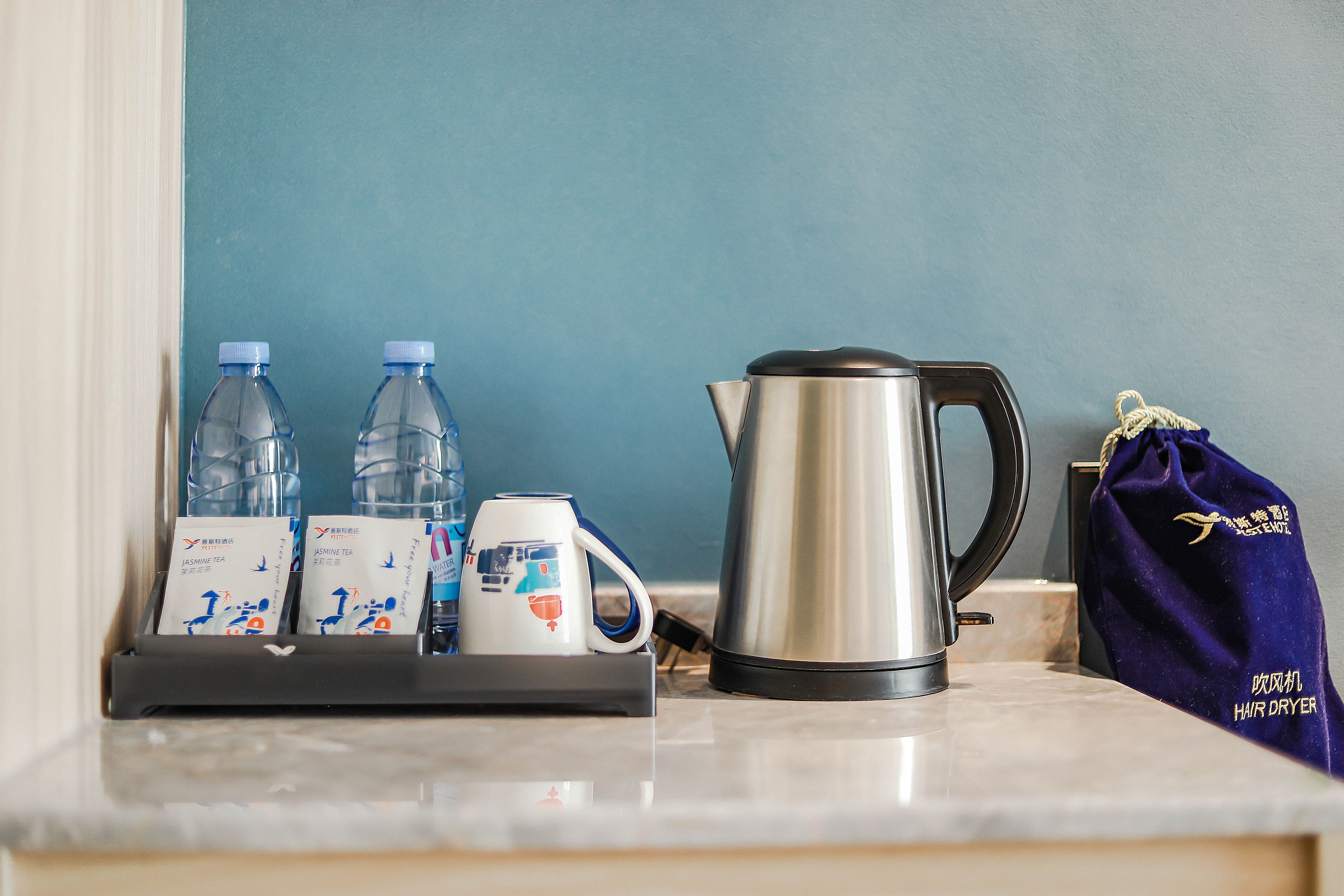 豪华双床房（智能客控-落地窗）