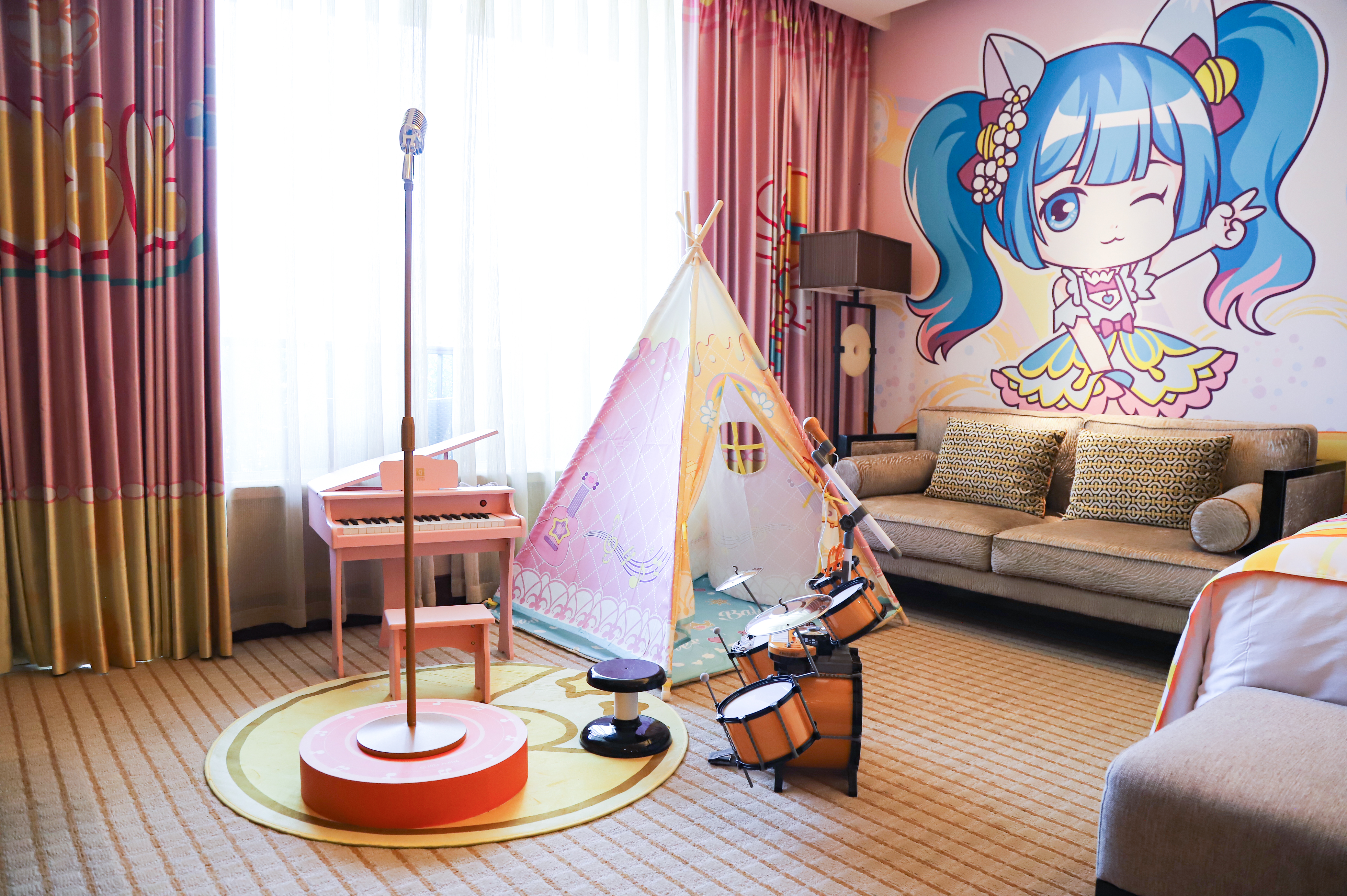 Themed Room (2 Beds) (West Building)