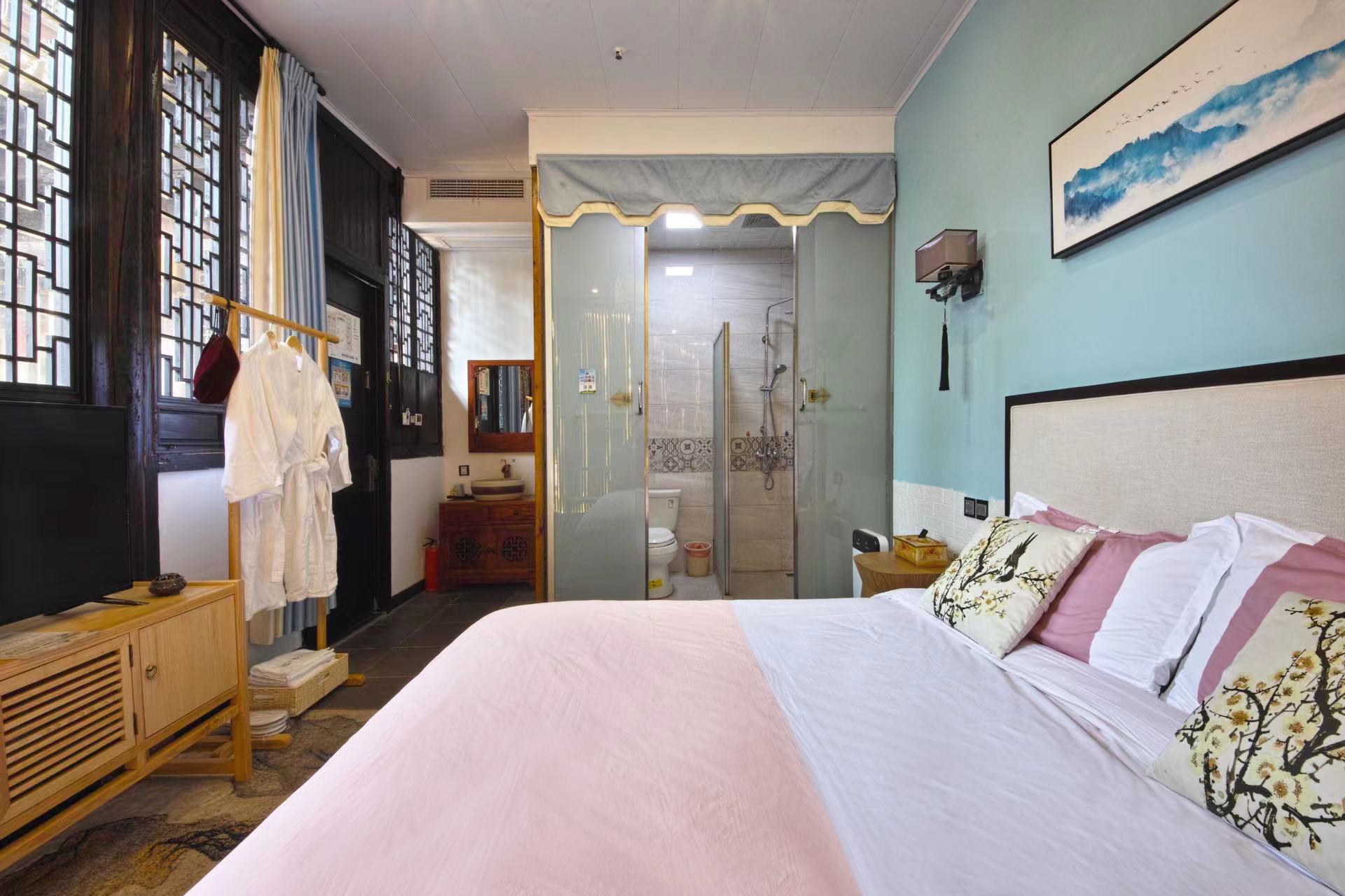 四合院古風大床房+科勒衞浴+慕斯床墊