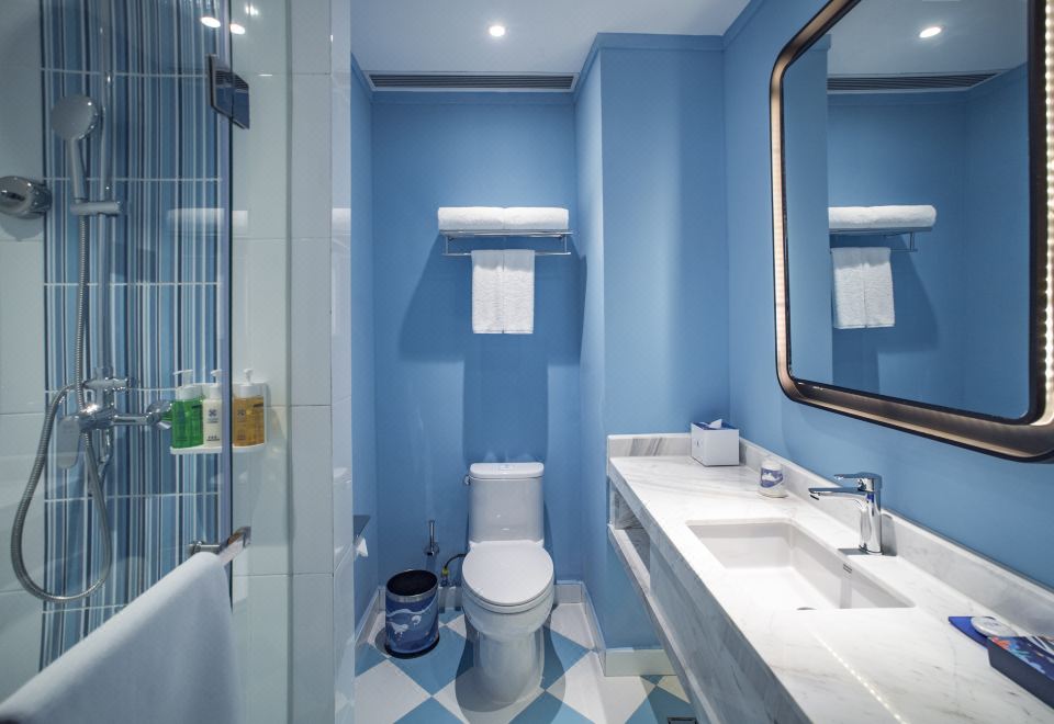 Castle Hotel Ocean Flower IslandForest Castle Elegant Family Friendly Room - 4-Person Occupancy