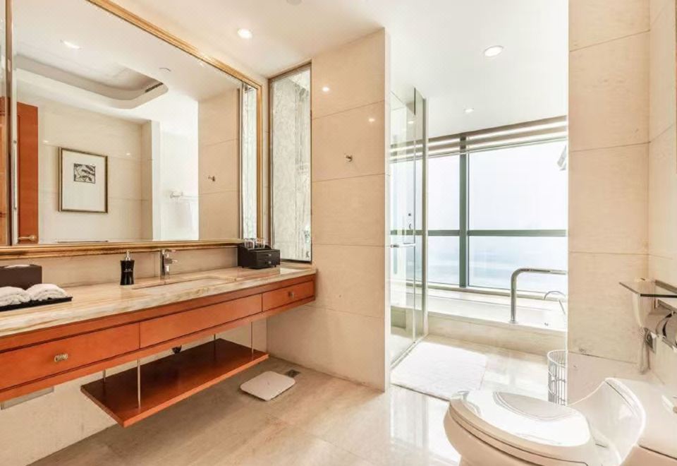 湖景大床房-下沉式浴缸