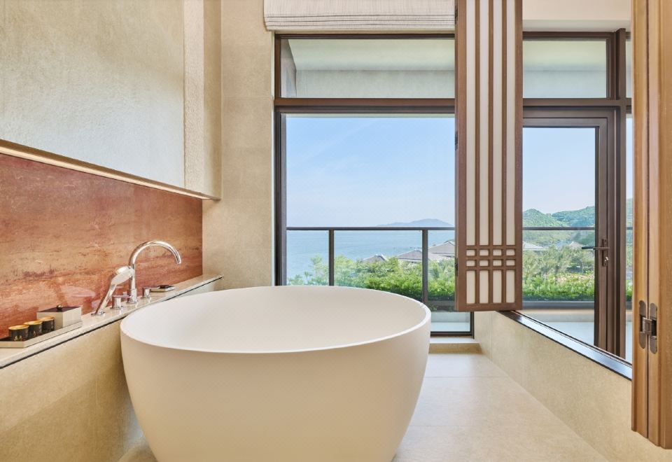 莳花逐浪轩（海景套房-大床）