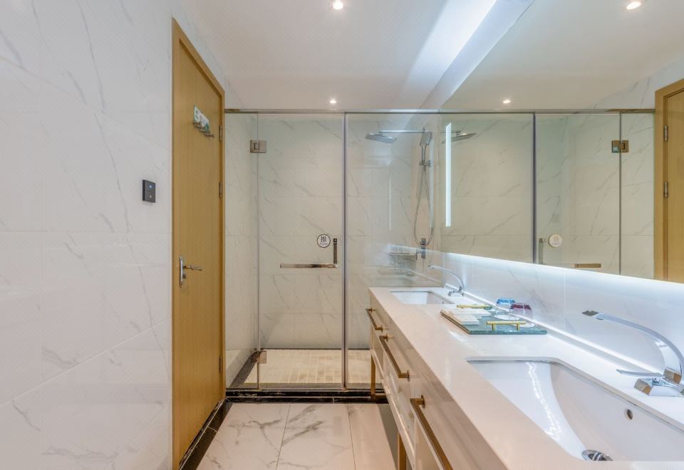 Coastal·海景度假套房「智能客控+浴缸泡澡+180°海景」