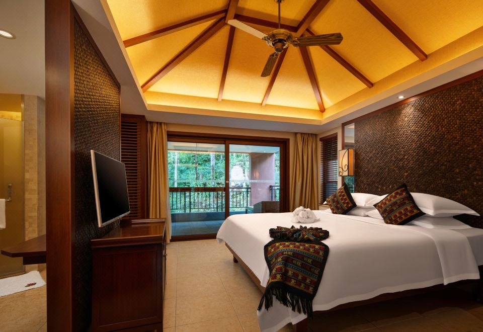Narada Resort & Spa Qixian MountHot Spring Villa Suite - 3-Bedroom, With View