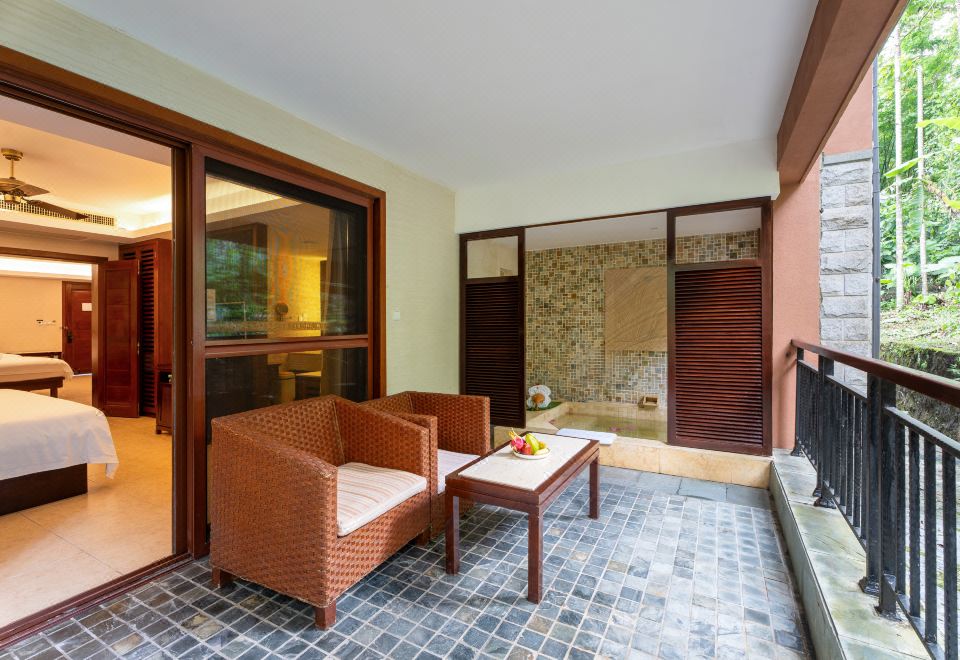 Narada Resort & Spa Qixian MountHot Spring Villa - 2-Room, With View