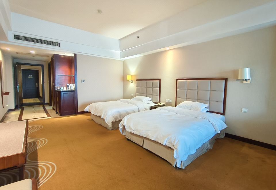 ChaoHu Country Garden Phoenix Hotel2-bed Room With Cards