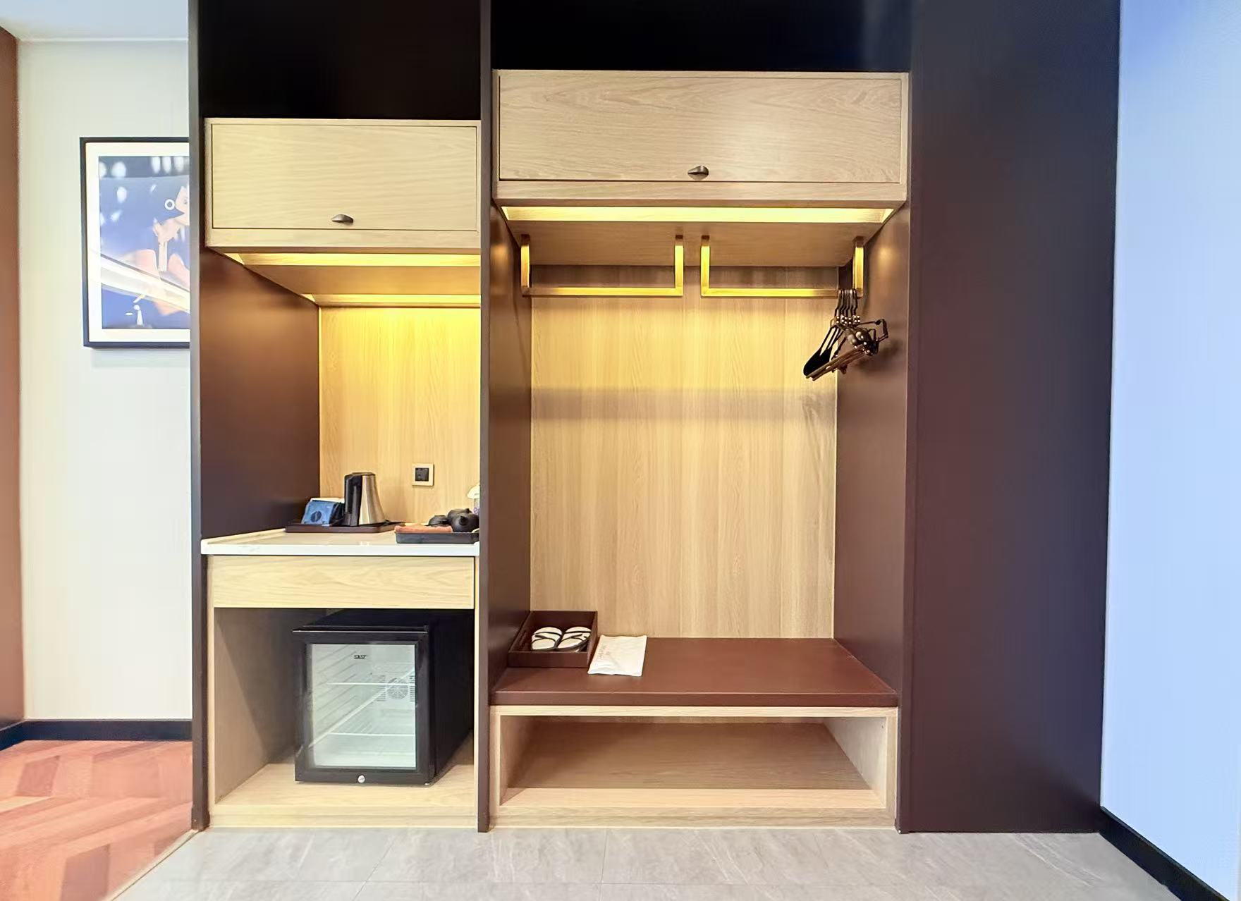 都会商务房（智能马桶-小冰箱-裸棉寝具-陶瓷茶具）