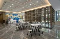 Huayi Hotel of Ledong