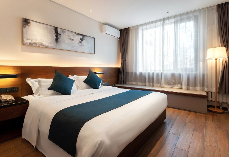 Beijing Placid Lake Resort HotelSuite