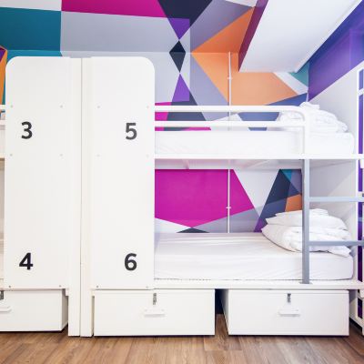 Private 6-bed Room Private Bathroom