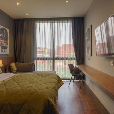 Deluxe King Room Spice House Promo Code