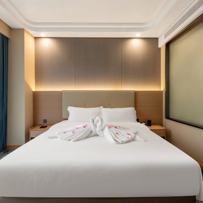 二樓雅緻大床房 廈門探索飯店優惠