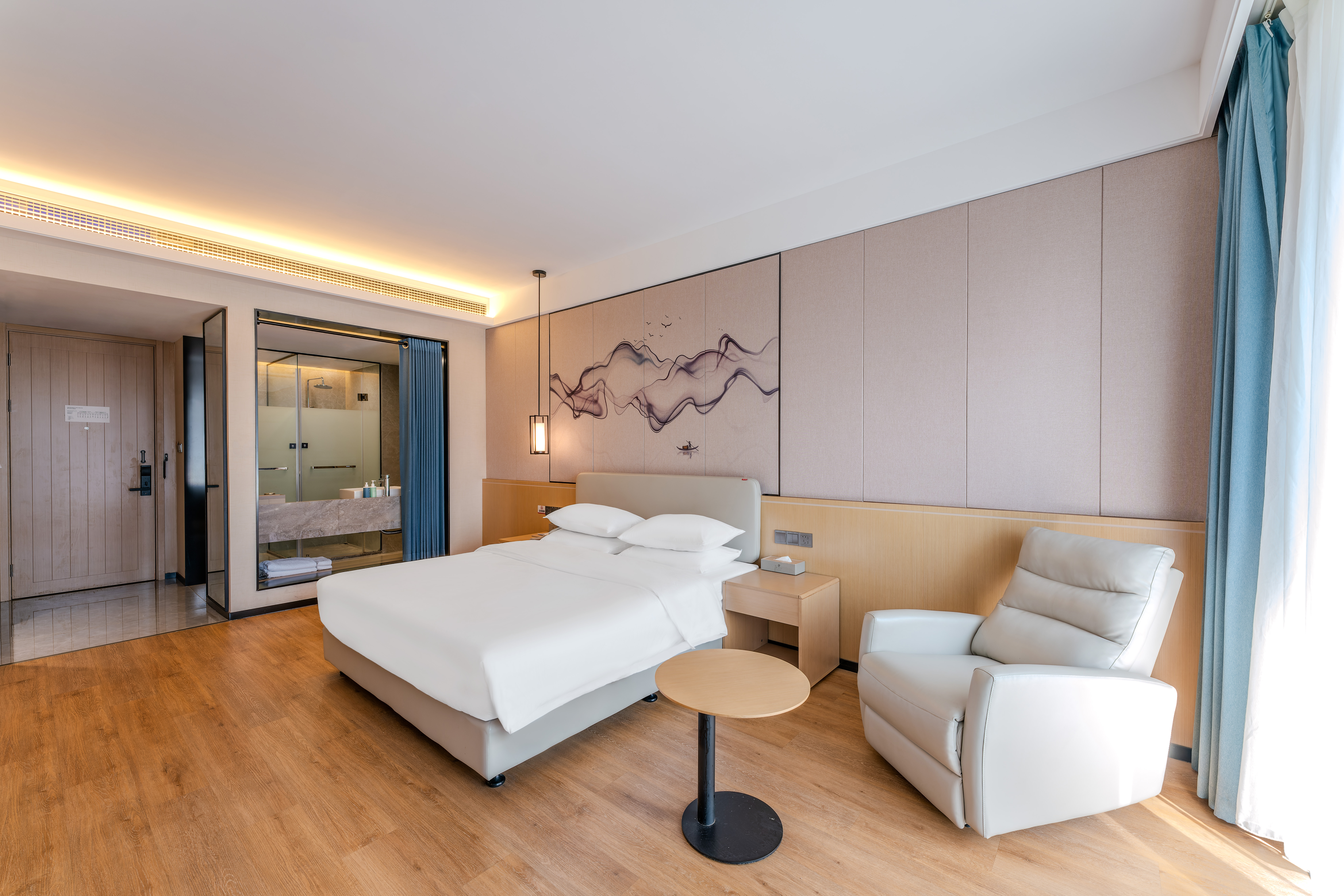 曼享豪华大床房（迷你冰箱+阳光露台）