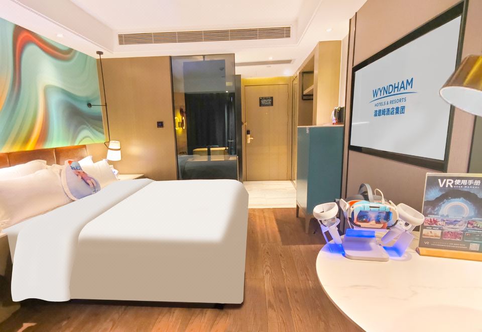 安可臻享大床房（金可兒床墊+VR6D影音+休閑沙發）