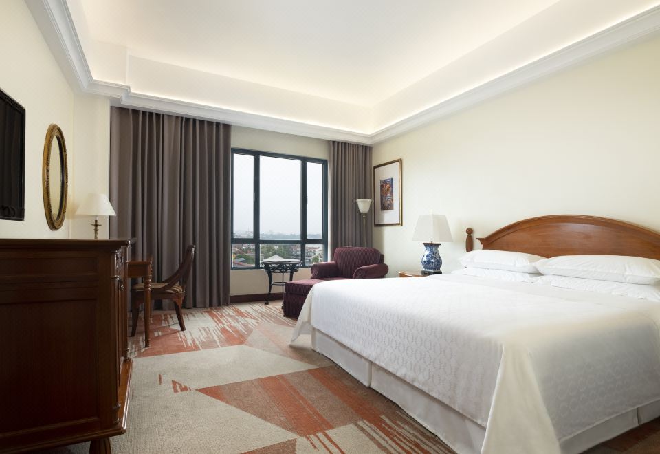Sheraton Hanoi HotelDeluxe Room