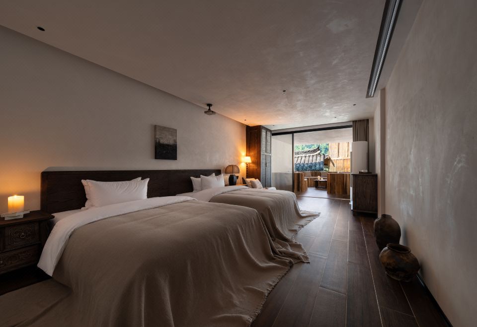 松霜.棋牌双床房-零压床垫︱智能客控︱极米投屏