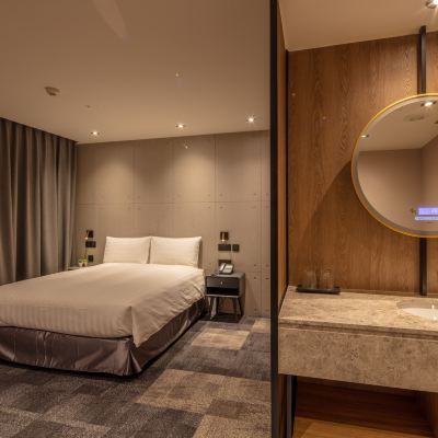 標準雙人房(無窗) 路徒PLUS行旅-主題館優惠