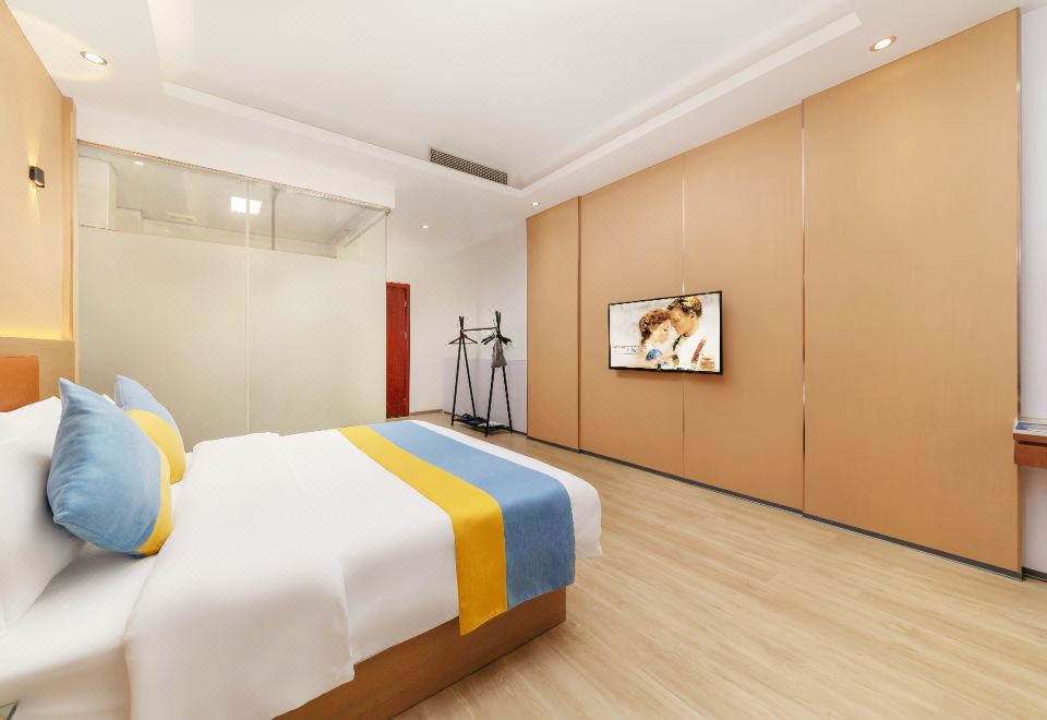 尊尚商旅大床房（亮堂通透+超大房型）