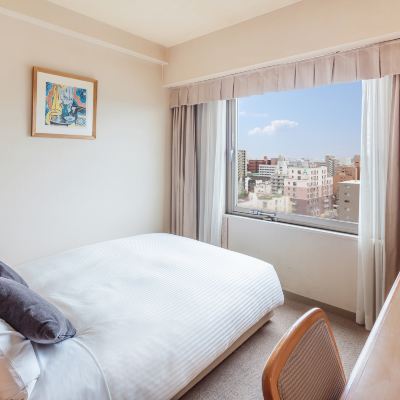 スタンダード ダブルルーム(喫煙) 　16-19㎡ ホテルマイステイズ松山 クーポン