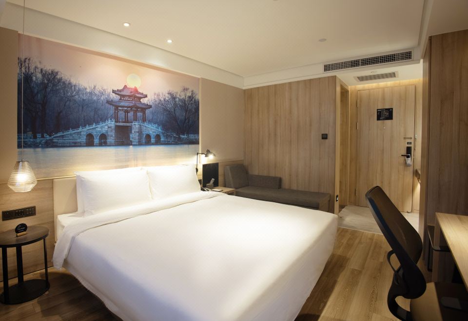 高级大床房（亚朵记忆枕+普兰特床垫+裸棉床品）