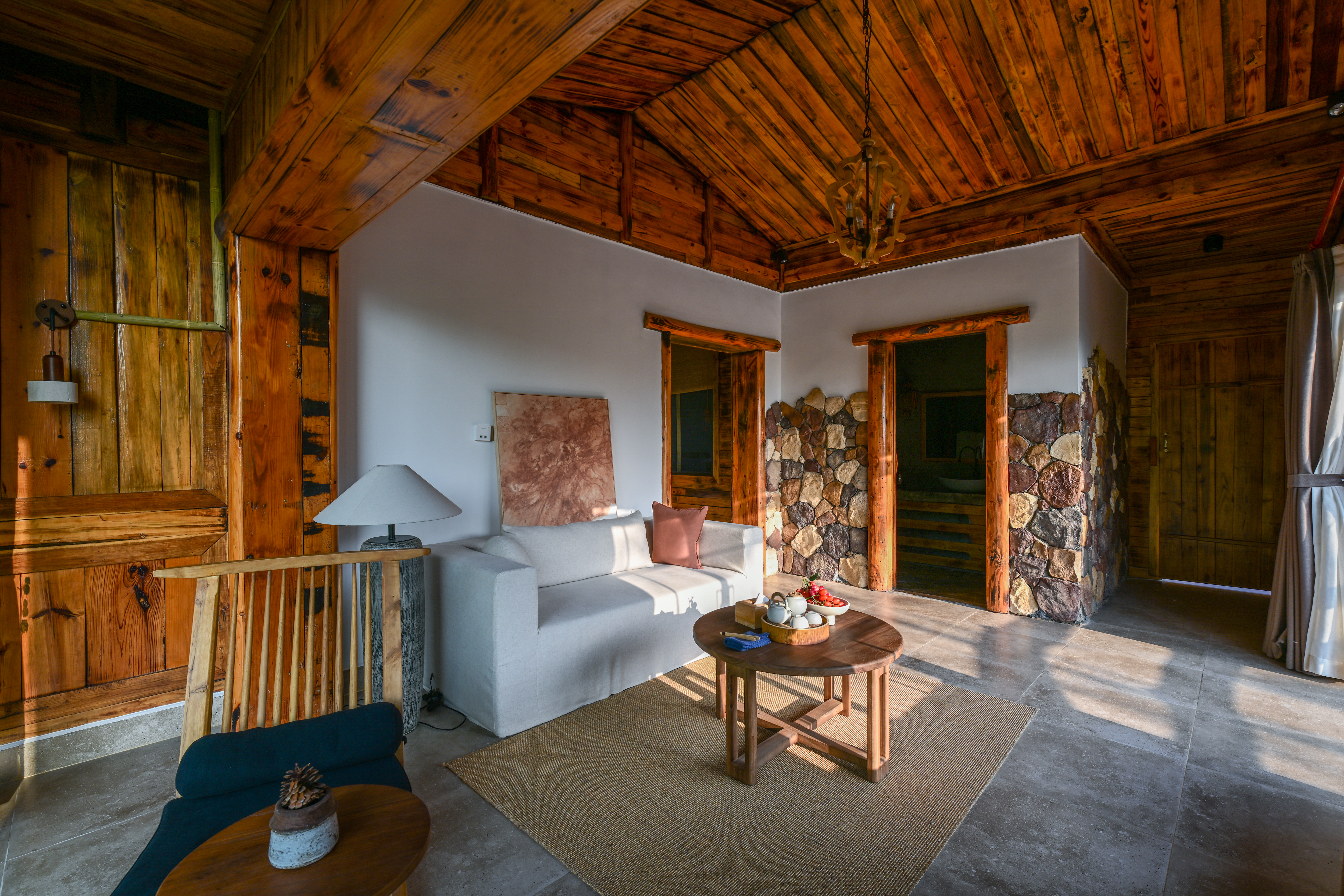 观荷房+超大会客厅+阳台观荷景