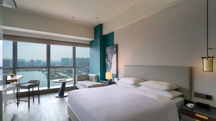 Hyatt Centric Lakeside Ningbo 部屋