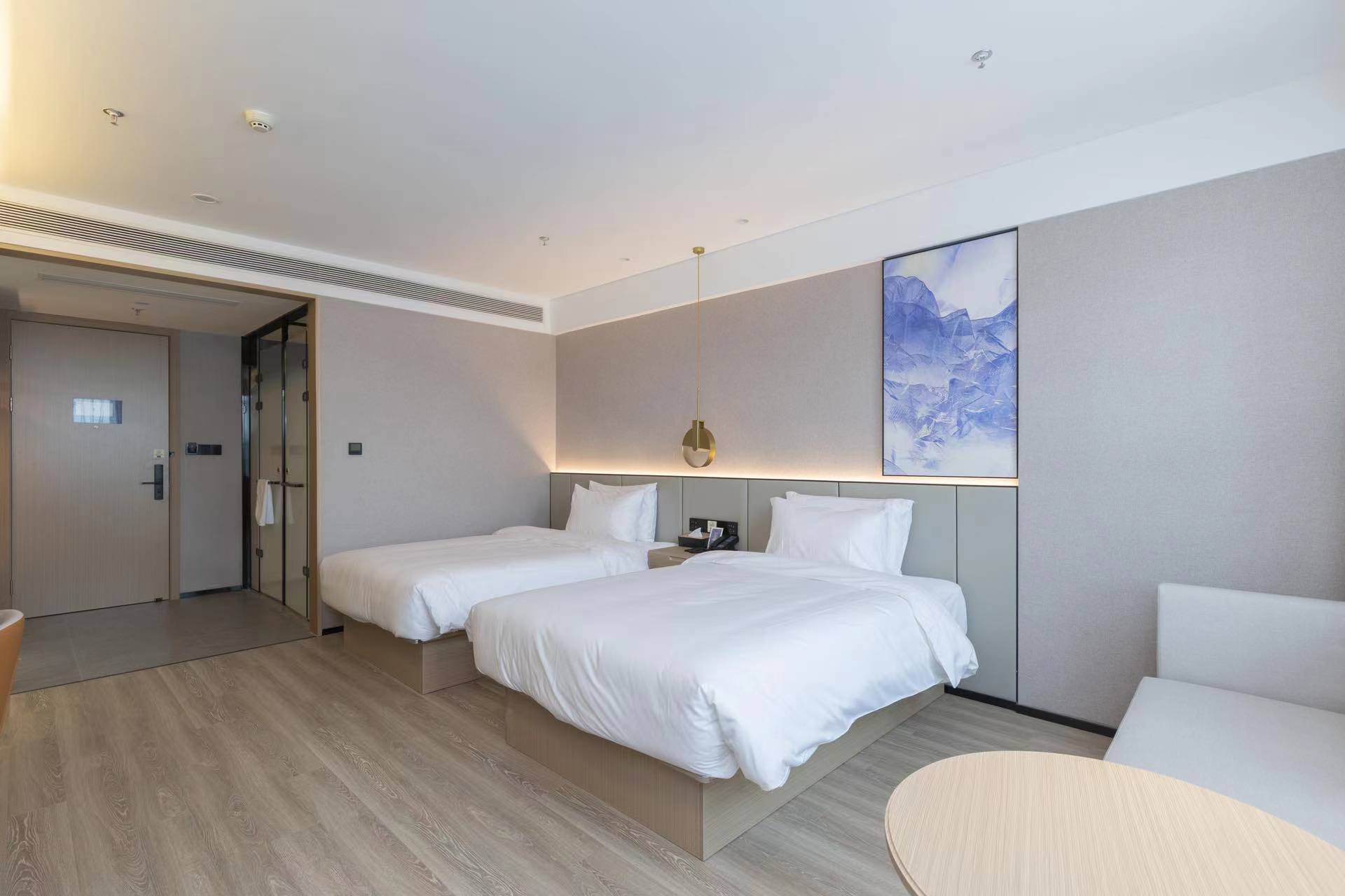 双床房（可投屏55寸电视+喜临门床垫+自助洗衣）