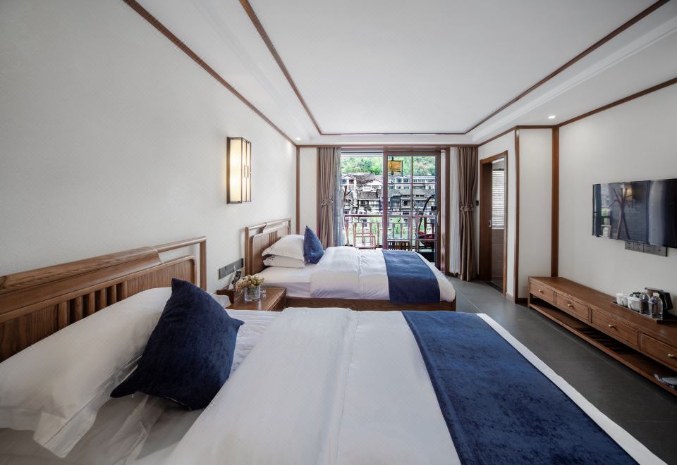 Mingchan River-View Balcony Twin Room-Large Space