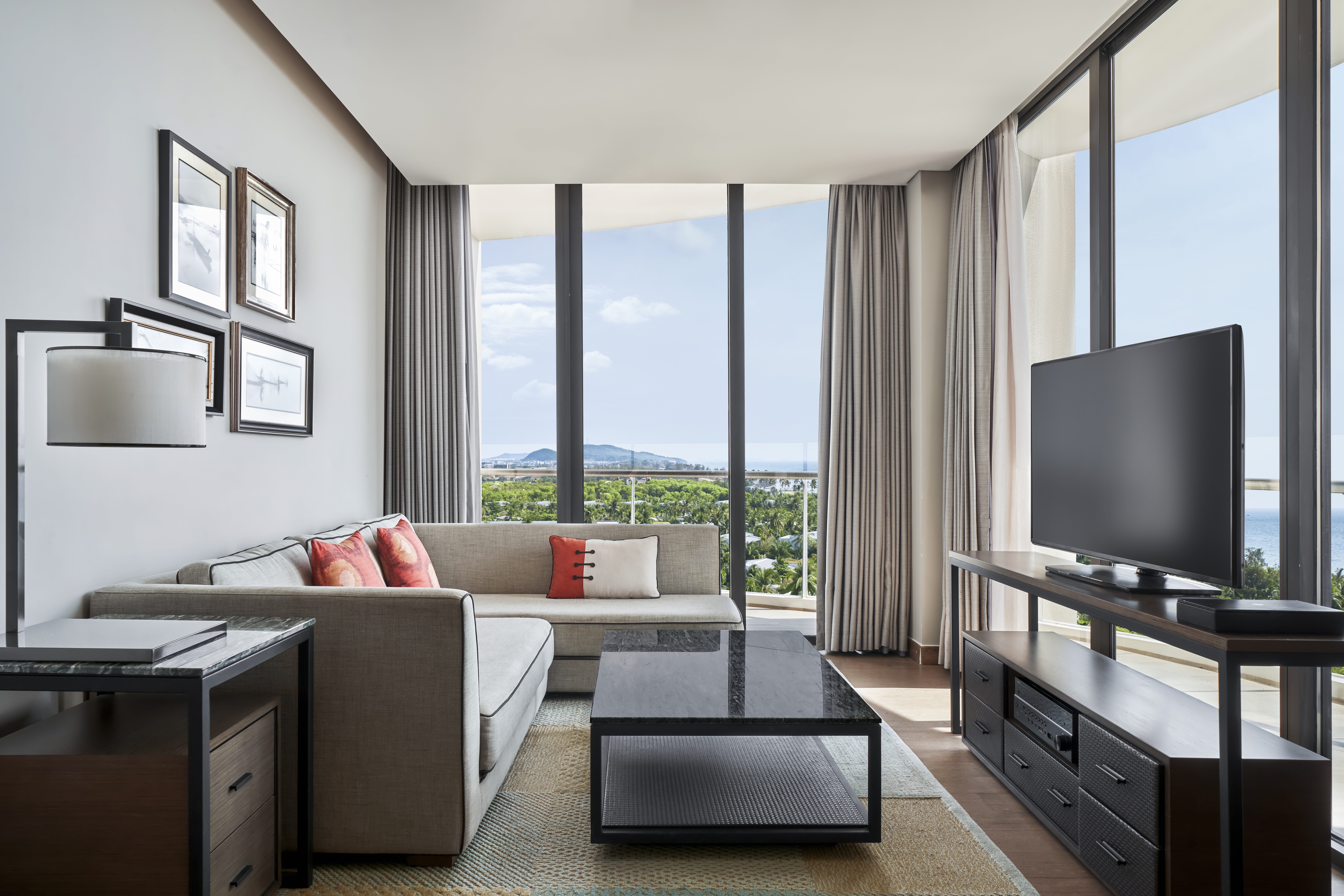 长滩景观特大床公寓