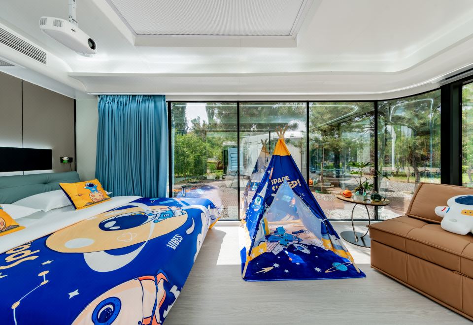 豪華太空艙大床房-豪享270度園林美景