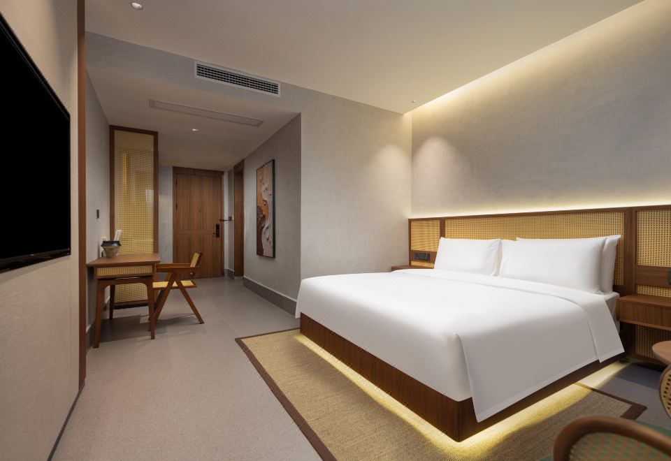 Mountain View King Bed Room