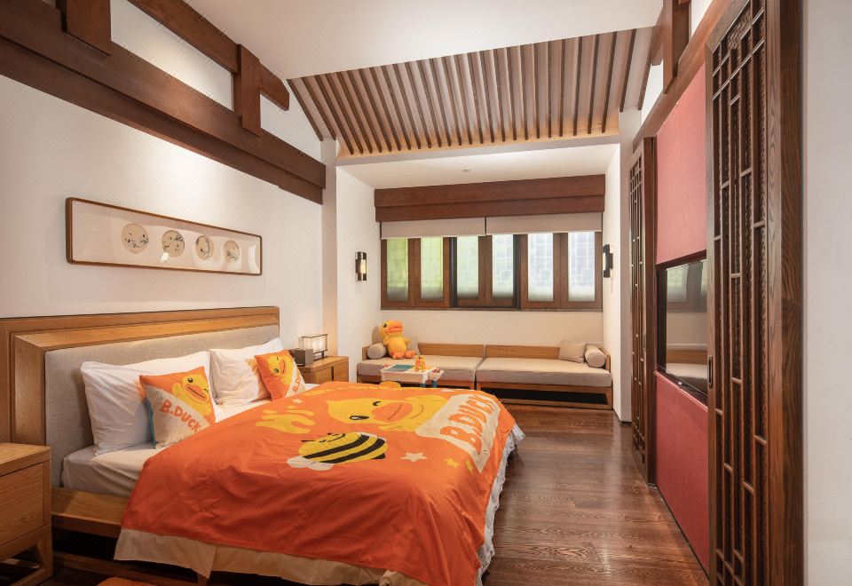 小黃鴨特色主題親子房