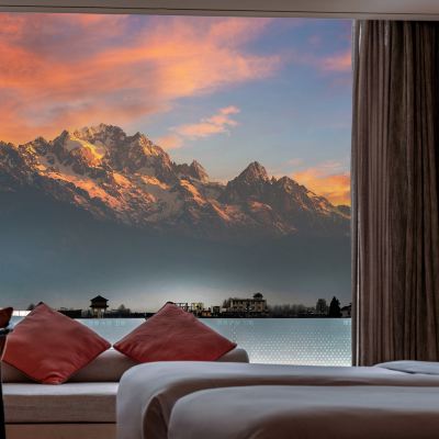 山語·雪山日出雙床房【日照金山+輕膚浴袍+深睡床墊】 花築·麗江藏元雪山攬景飯店（古城大水車店）優惠