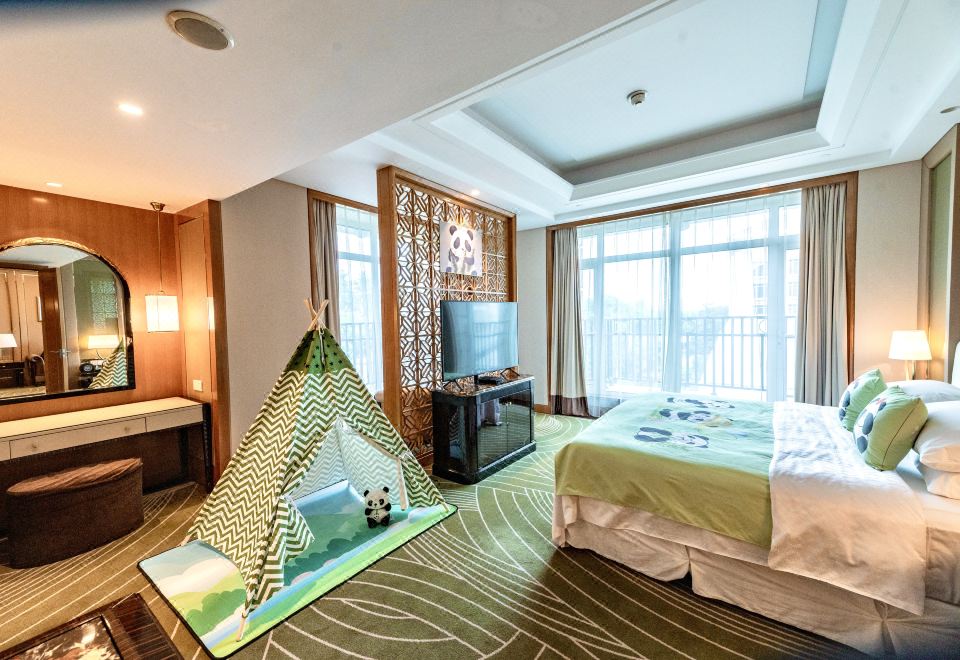 滚滚来喜熊猫主题亲子套房