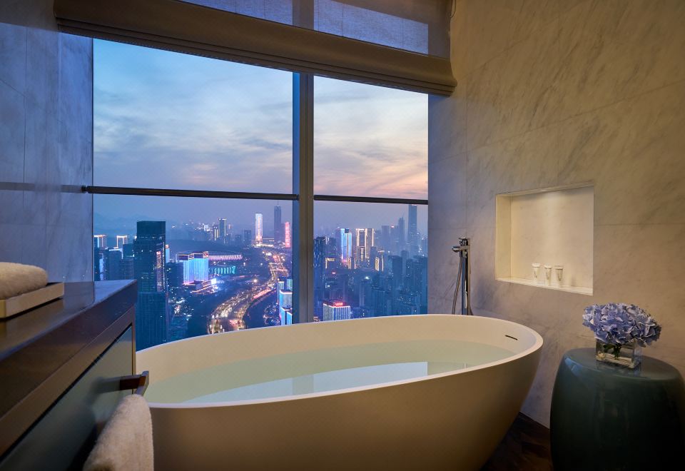 Kempinski Hotel JinanDeluxe Skyline City View King Room